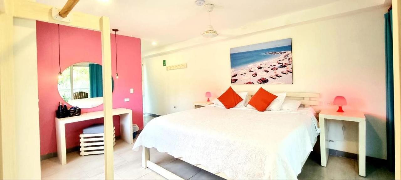 Blue Mango Beach Hotel Guachaca Εξωτερικό φωτογραφία